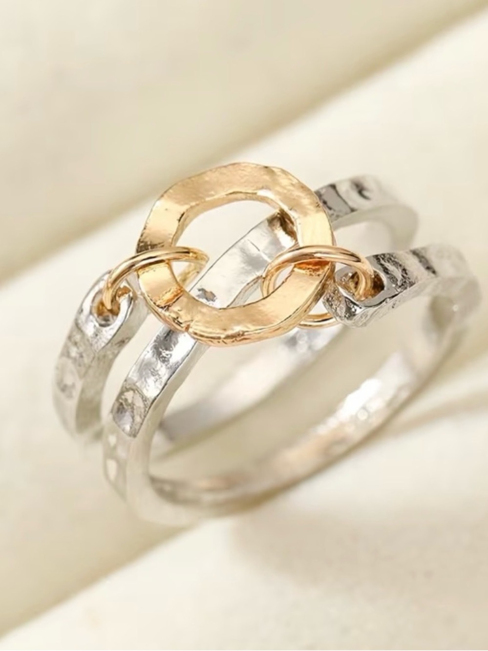 Two-Tone Hammered Link Ring - Gold & Silver